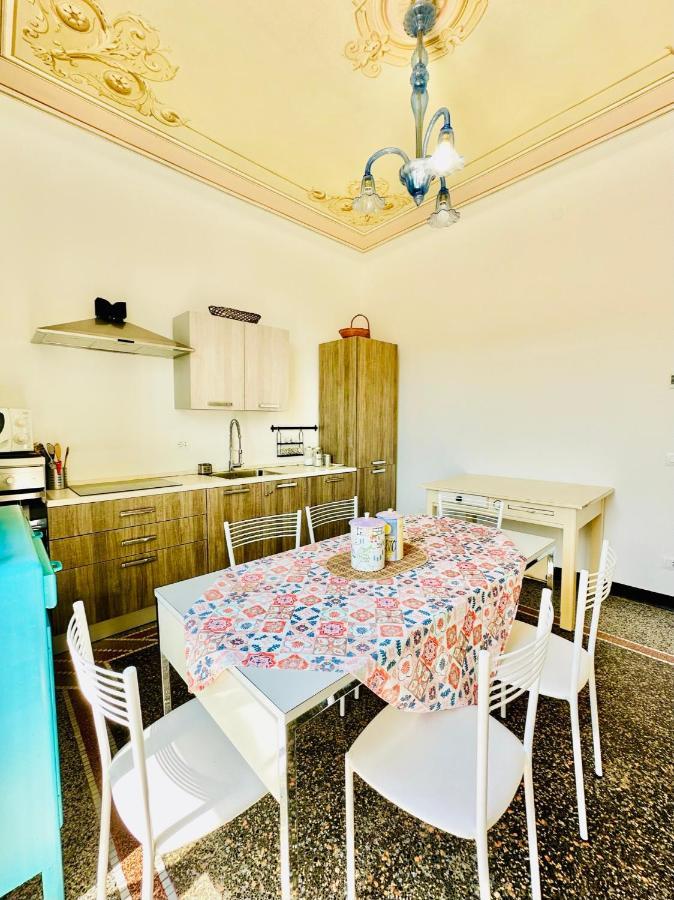 Hostdomus - Casa Ester Noli Exterior photo